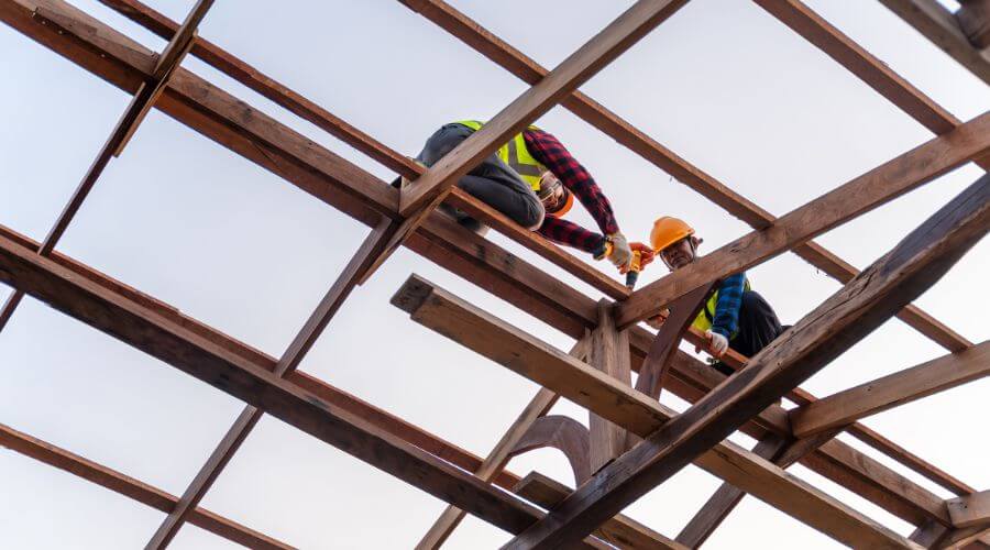 Professional gutter cleaning services in Eastland, TX